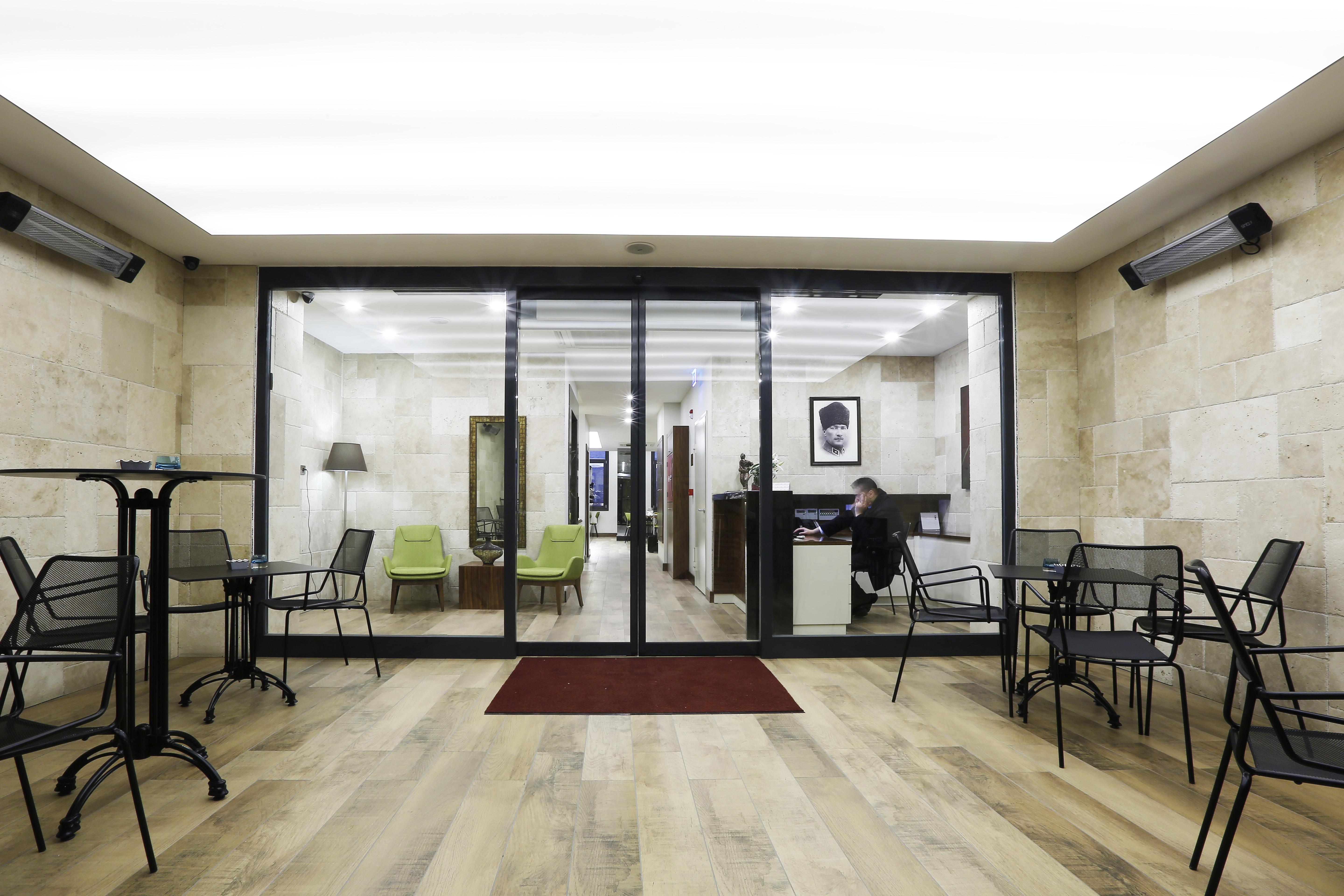 The White Orient Hotel — Photos 3